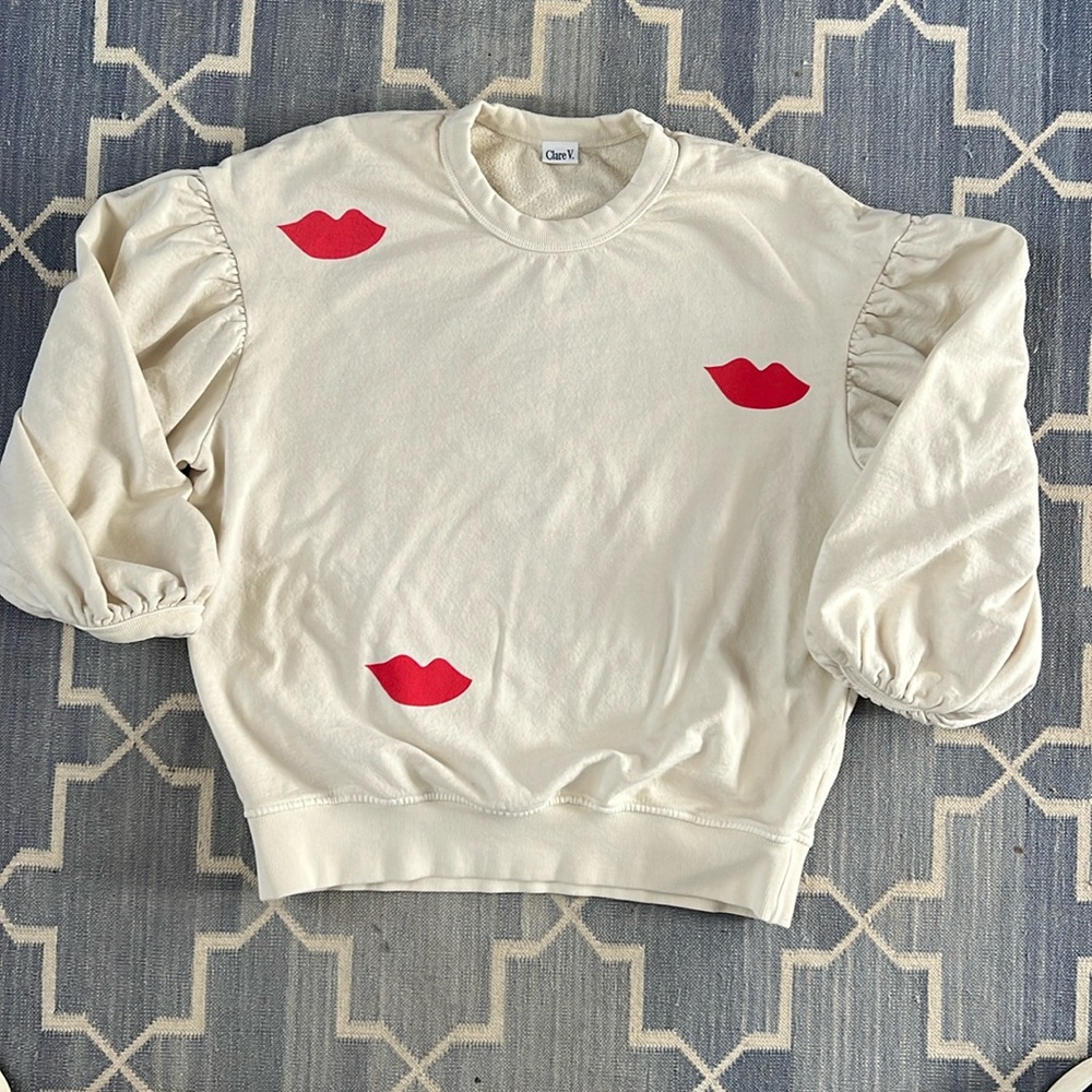 Clare V lips sweatshirt
